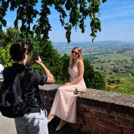 Excursion vignobles du Barolo depuis Milan, cave et dégustation