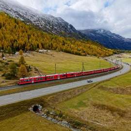 Milano till de schweiziska alperna: Sankt Moritz och det ikoniska röda Albula-tåget