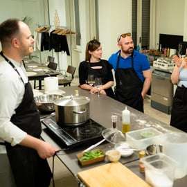 Milán: Clase de Cocina de Gnocchi, Pasta y Tiramisù con Vino