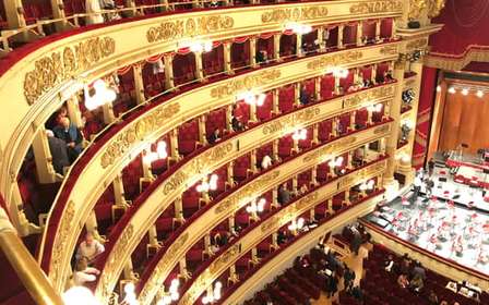 Mailand: Skip-the-Line La Scala Museum Guided Tour