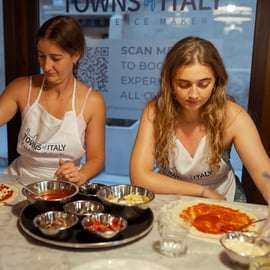 Milano: Corso di pizza e gelato con cena e vino