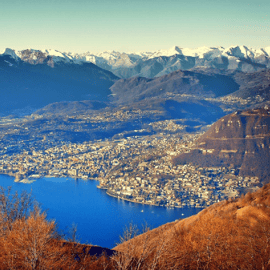 Comer See & Schweiz: 2 Länder an einem Tag mit Bootstour