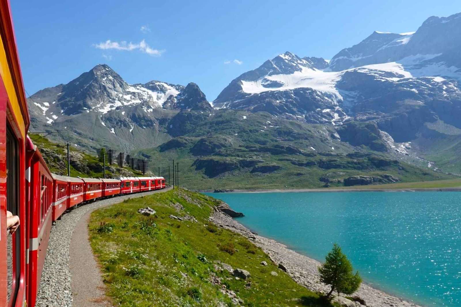 Lake Como Cruise and Bernina Red Train Day Trip