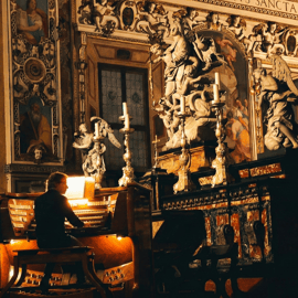 Concerto d'organo a Milano in una chiesa del Cinquecento