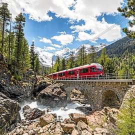 Från Milano: Bernina och St Moritz dagstur med sceniskt tåg