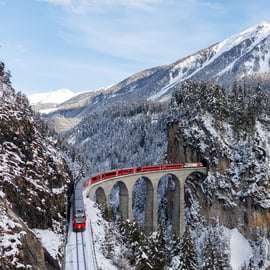 Milano till de schweiziska alperna: Sankt Moritz och det ikoniska röda Albula-tåget