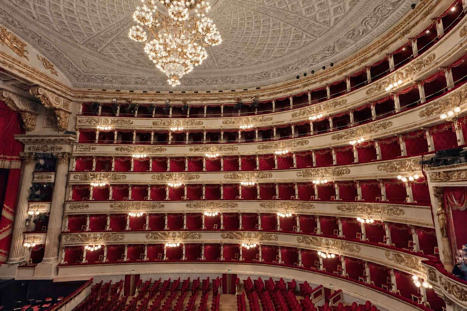 Milán: Prohlídka s průvodcem operního domu La Scala bez čekání na vstupenky
