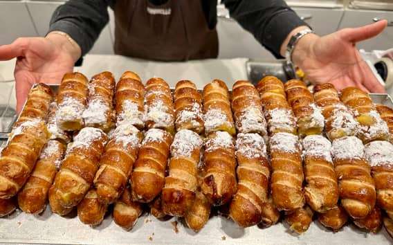 Milan: Guided Street Food Walking Tour with Food Tasting