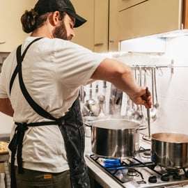 Milan : Cours de cuisine classique italienne avec repas
