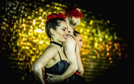 Mailand: Maison Milano Abendessen und Show